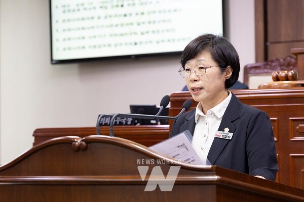 순천시의회 최미희 의원(진보당, 왕조 1)