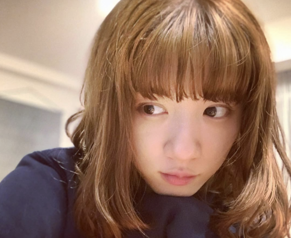 약 1개월 소식이 뜸하다가 국제영화제에 깜짝 등장한 나가노 메이 [사진=나가노 메이 인스타그램]