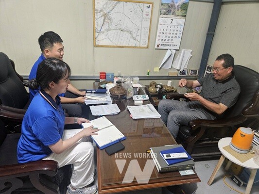 장흥군은 지난 21일부터 30일까지 수출기업 35곳을 방문해 현장의 생생한 목소리를 듣고 수출확대 지원과 관련 시책발굴에 나섰다.