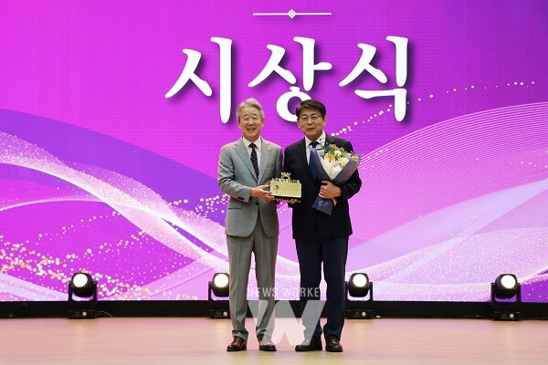 서삼석 의원, “2025년 농업발전혁신인상 수상”