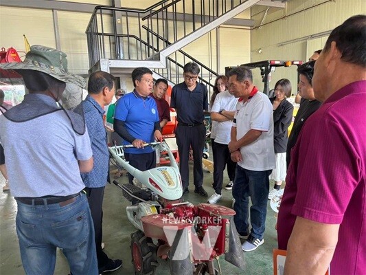 장흥군은 귀농·귀촌인과 신규 농업인을 대상으로 농업기계 활용 역량 강화 교육을 지난달과 8월에 개최했다