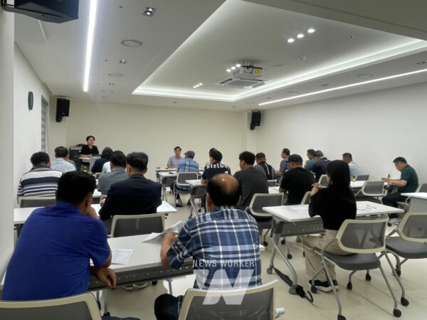 전남 영암군(군수 우승희)이 지역 대표 브랜드 ‘달마지쌀 골드’ 등 유기농쌀의 단백질 검사를 선도한다. 