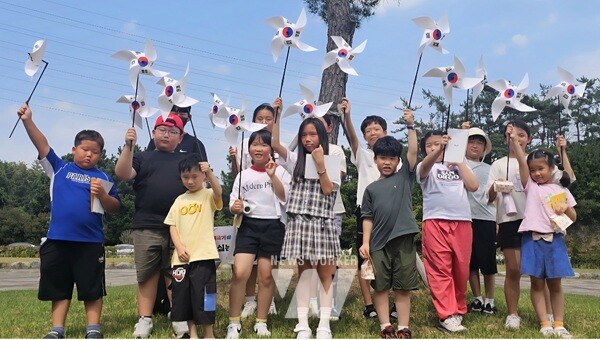 영암군 청소년 나라사랑 캠페인_태극기공원 꾸미기