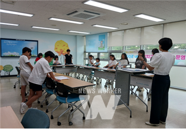 드림스타트 스피치교실에 적극 참여한 아동들의 모습