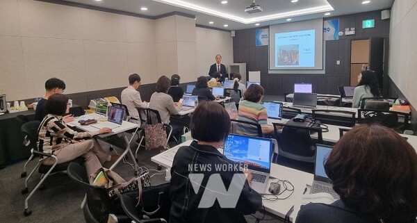 지난 6월 열린 중등 수석교사 현장지원 역량강화 1차 직무연수 모습.