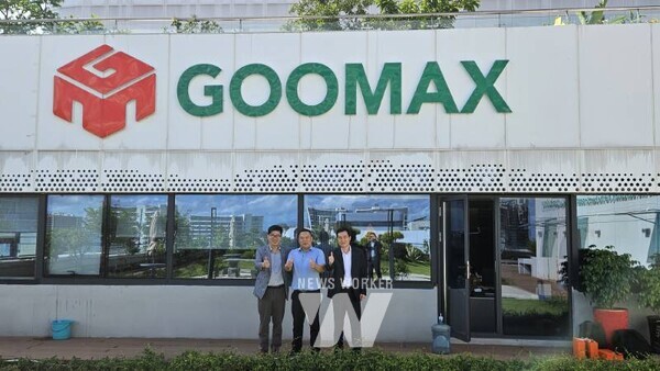 광양경자청 중국 투자유치단은 중국 샤먼에 있는 태양광 구조물 생산기업 구맥스를 방문해 밀착 투자상담을 진행했다.