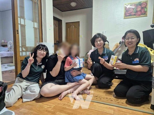 전남 장흥군 드림스타트가 최근 성장기 아동들과 양육자들의 건강 증진과 면역력 강화를 위해 특별한 프로젝트를 추진했다.