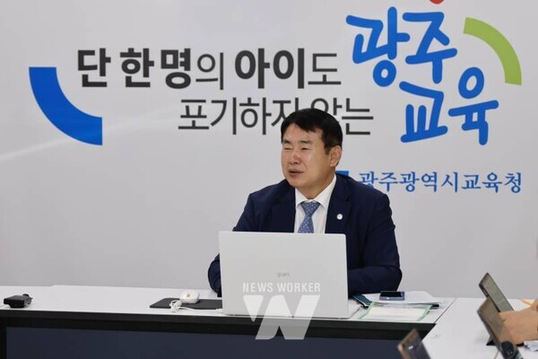 이정선 광주시교육감이 22일 광주시교육청 상황실에서 제3회 청렴정책추진단회에서 참석자에게 발언하고 있다. / 광주시교육청 제공