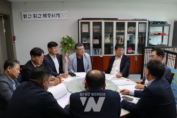 안전건설소방위원회 국회 지도부 만나 지역 현안 건의 (서삼석 최고위원)