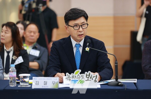 ‘2025년 전라남도 정책비전투어’ 성황리 개최_김철우 보성군수가 환영사를 말씀하고 있다.