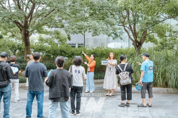 청각장애인을 위한 ‘ACC 정원투어’