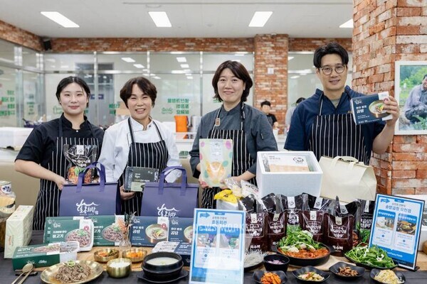 전남 순천시(시장 노관규)는 지역의 대표 맛집 사장님들이 직접 참여해 개발한 ‘순천맛집 밀키트’시리즈를 공식 출시하고 본격적인 판매를 시작했다.