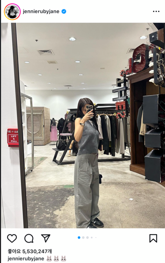 아이폰 셀카 올린 블랙핑크 제니 [사진=제니 인스타그램]