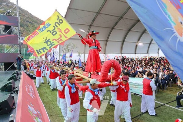 10월 31일부터 11월 2일까지 삼산면 두륜산 도립공원 일원에서 2025 해남미남(味南)축제가 열린다.