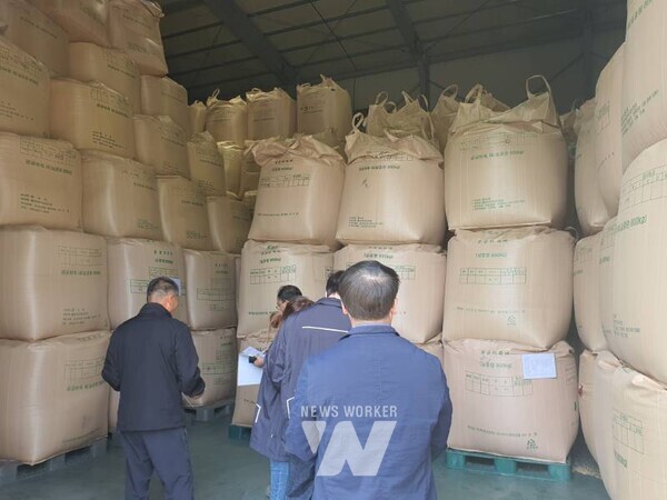전라남도는 오는 11일부터 24일까지 22개 시군과 함께 2025년 하반기 정부관리양곡 정기 재고조사를 일제히 실시한다