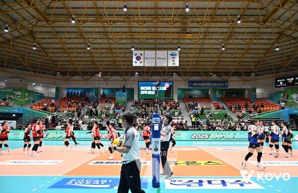 지난 9월 진남체육관에서 열린 ‘2025 여수·KOVO컵 프로배구대회’