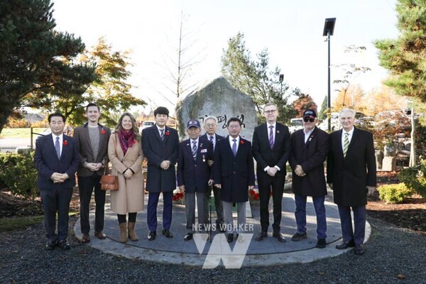 전남 광양시(시장 정인화)는 시 대표단이 지난 1일부터 6일까지 캐나다 메트로 밴쿠버 랭리타운십을 방문해, 4일(현지시간) 랭리이벤트센터에서 랭리타운십과 국제 우호도시 협약을 공식 체결했다