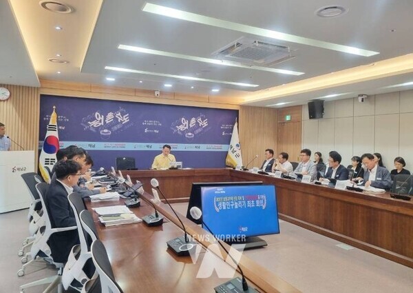 전국적으로 생활인구가 큰 폭으로 감소하고 있는 가운데, 해남군이 선제적인 시책 추진으로 감소율을 최소화하며 안정세를 유지해 관심을 모으고 있다.