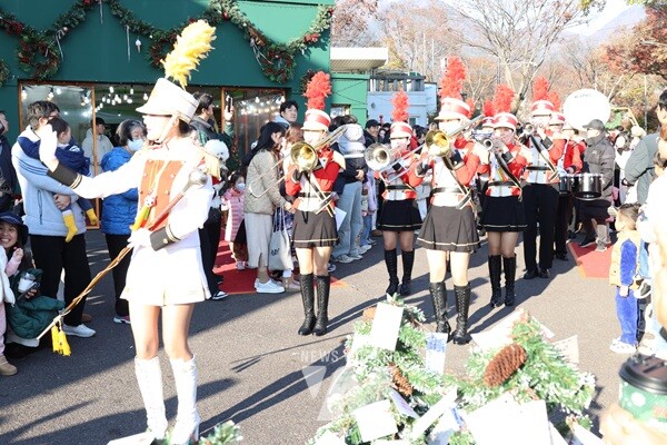 2024년 마칭밴드 퍼레이드 모습