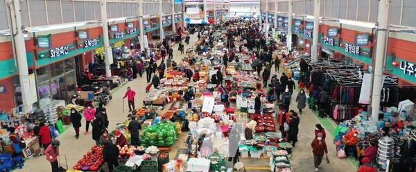 함평천지전통시장 전경