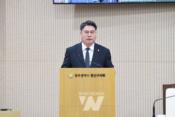 발언하는 박현석 광산구의원