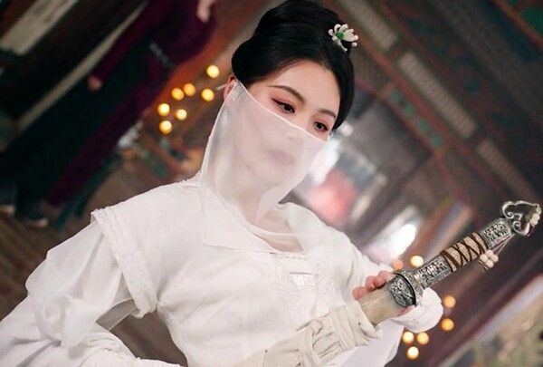 배우 모림림이 연기한 '당조궤사록 장안' 캐릭터 [사진=아이치이]