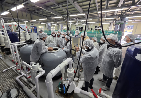 전남대학교 스마트수산양식연구센터(센터장 김태호 교수)는 2019년 1월부터 2025년 12월까지 6년간 해양수산부의 ‘수산전문인력양성사업’을 통해 국제적으로 인정받는 연구성과와 산업 현장에 즉시 투입 가능한 전문인력 양성 성과를 동시에 달성했다.