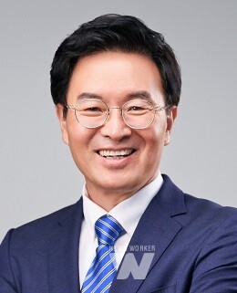 정진욱 의원, '선제적 인력망'... 서남권 반도체 육성 간담회 - 뉴스 썸네일 이미지