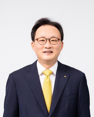 리딩뱅크 탈환·기업금융 강화 vs 수익성 둔화·해킹 이슈...KB국민은행... - 뉴스 썸네일 이미지