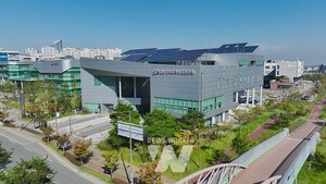 전남정보문화산업진흥원, '2025년 메타버스 시제품 제작 지원사업' 성료 - 뉴스 썸네일 이미지
